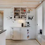 Gisl - 400m From The Sea By Interhome بيت للعطل بوجنسي