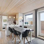 Gisl - 400m From The Sea By Interhome بيت للعطل بوجنسي
